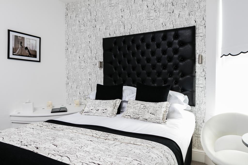 Coast B&B Bexhill-on-Sea ภายนอก รูปภาพ
